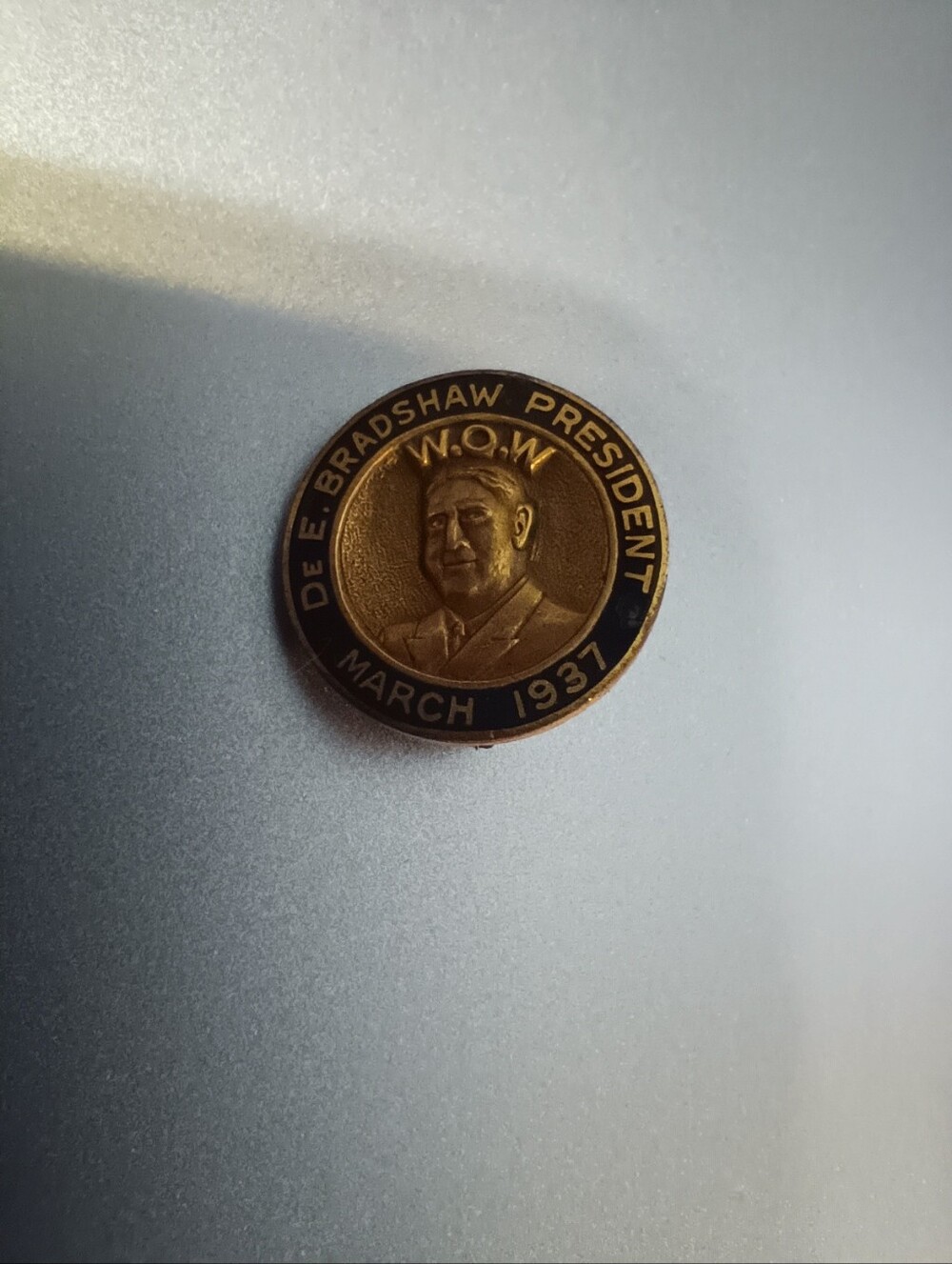 Rare! De E. Bradshaw, Woodmen Of The World President. March 1937 Pin